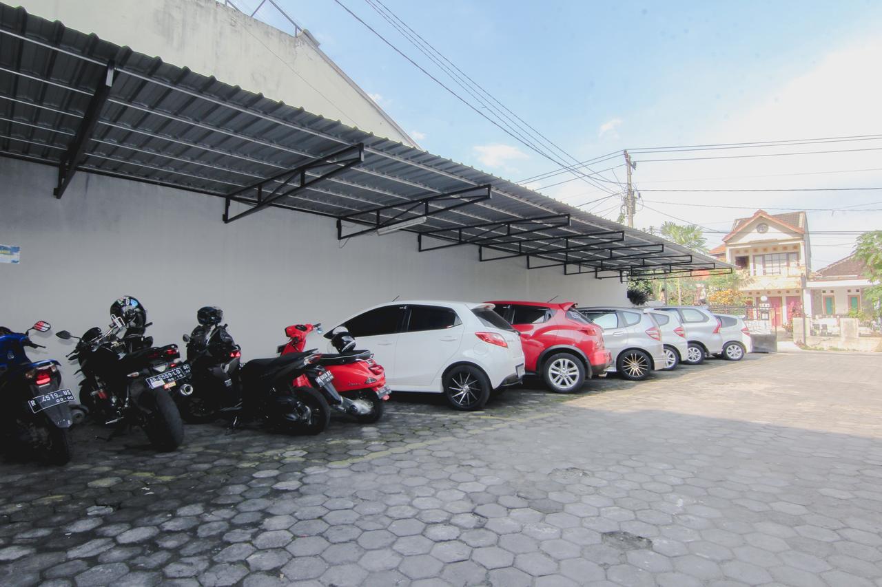 D'Paragon Pringwulung Maguwo Exterior photo